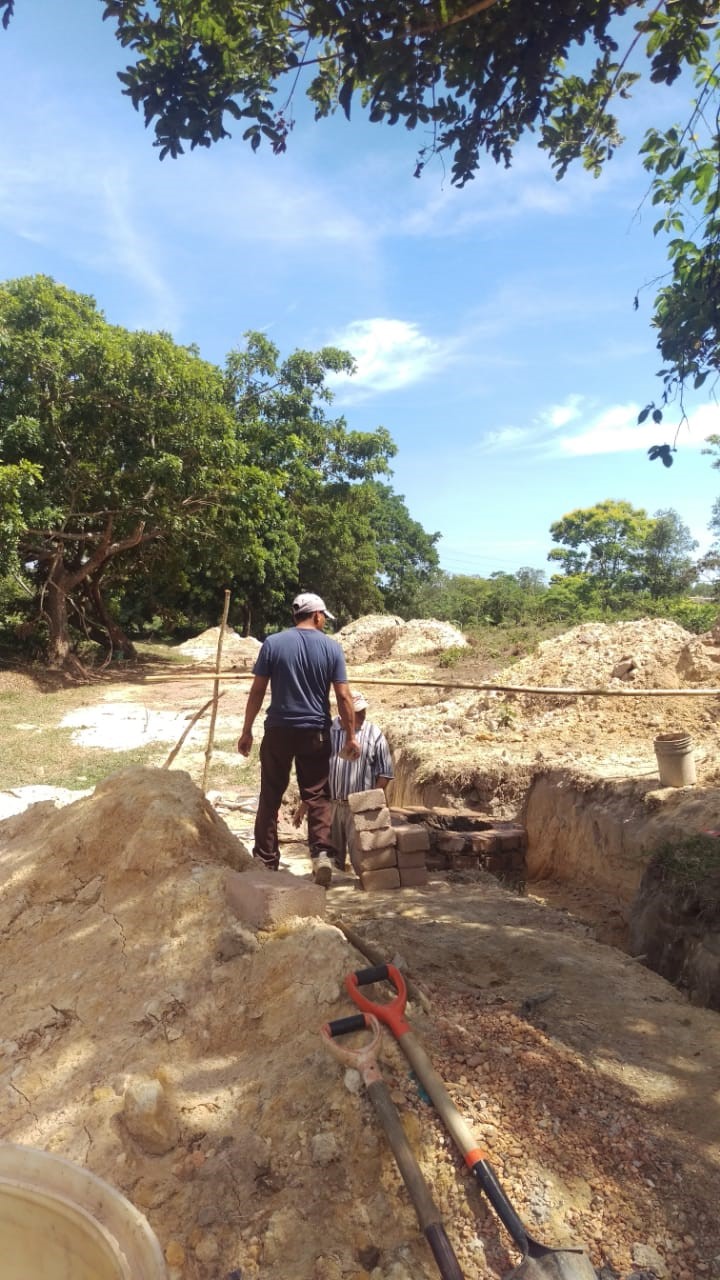 RELLENO EN CEPAS CON MATERIAL PRODUCTO DE EXCAVACION, COMPACTADO AL 90% PROCTOR, CON COMPACTADOR MANUAL (BAILARINA), INCLUYE: VOLTEO CON PALA.					
					
